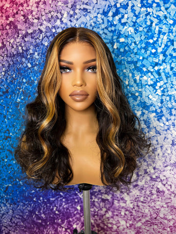 The "Sultry Curls Chic” Wig